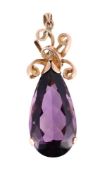PROUDS, AN AMETHYST PENDANT