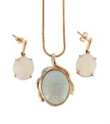 AN OPAL PENDANT AND PAIR OF EARRINGS