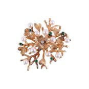 MIKIMOTO, A CULTURED PEARL AND EMERALD BROOCH