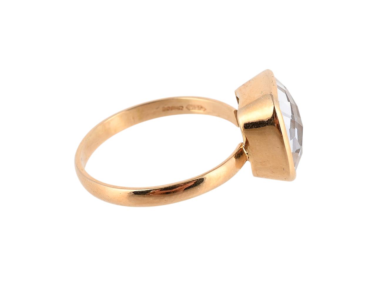 A ROCK CRYSTAL DRESS RING - Image 2 of 2