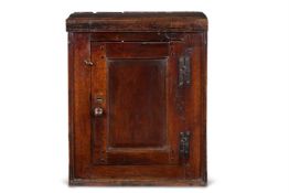 A WILLIAM & MARY OAK HANGING CABINET, LATE 17TH CENTURY