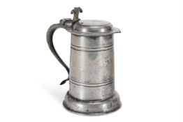 A RARE CHARLES II FLAT LID PEWTER FLAGON YORKSHIRE, CIRCA 1675-1685