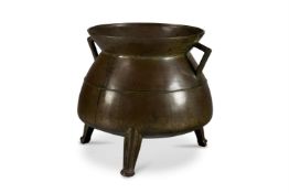 A LARGE LEADED BRONZE CAULDRON POSSIBLY SOMERSET, EARLY 18TH CENTURY