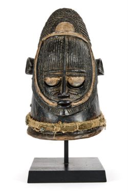 AN IGALA HELMET MASK