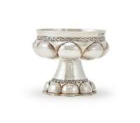 AN EDWARDIAN SILVER CIBORIUM