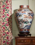 A LARGE JAPANESE ARITA VASE, EDO PERIOD, LATE 17TH OR 18TH CENTURY