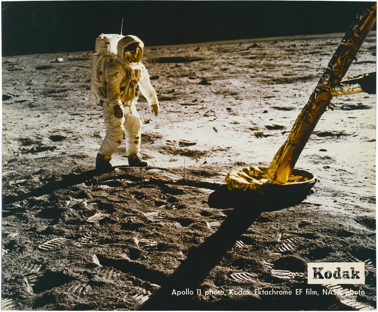 [Apollo 11] EXCEPTIONALLY LARGE, THE CELEBRATED PORTRAIT OF BUZZ ALDRIN ON THE MOON