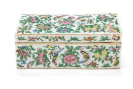 AN ENAMELLED PORCELAIN RECTANGULAR BOX AND COVER, CANTONESE