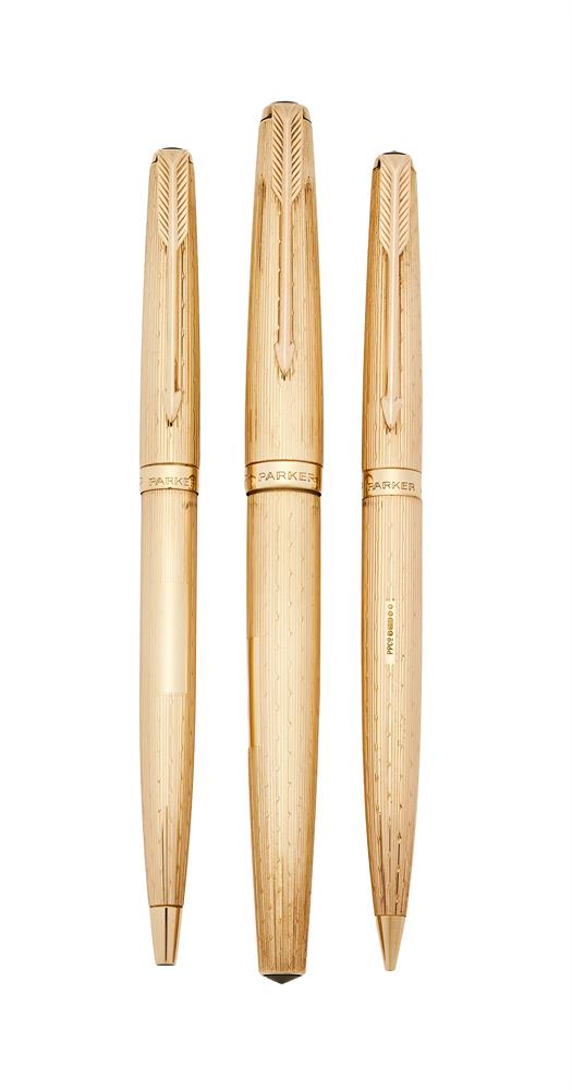 PARKER, PRESIDENTIAL, WATERDROP, A 9 CARAT GOLD FOUNTAIN PEN, BALLPOINT PEN AND PROPELLING PENCIL