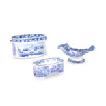 A STAFFORDSHIRE BLUE AND WHITE 'TOWER' PRINTED POTTERY FOOTBATH, FIRST HALF 19TH CENTURY