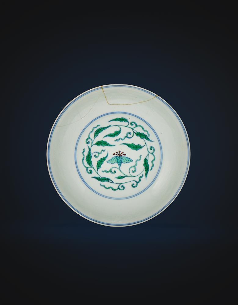 A Chinese doucai and anhua-decorated dish