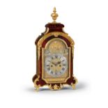 Y A RARE QUEEN ANNE GILT BRASS MOUNTED TORTOISESHELL QUARTER REPEATING TABLE/BRACKET CLOCK WITH ALAR