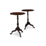 Y A PAIR OF EBONY, JACKWOOD AND BONE INLAID TRIPOD TABLES, INDIAN, MODERN