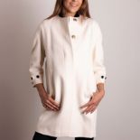 Burberry London - wool coat in cream