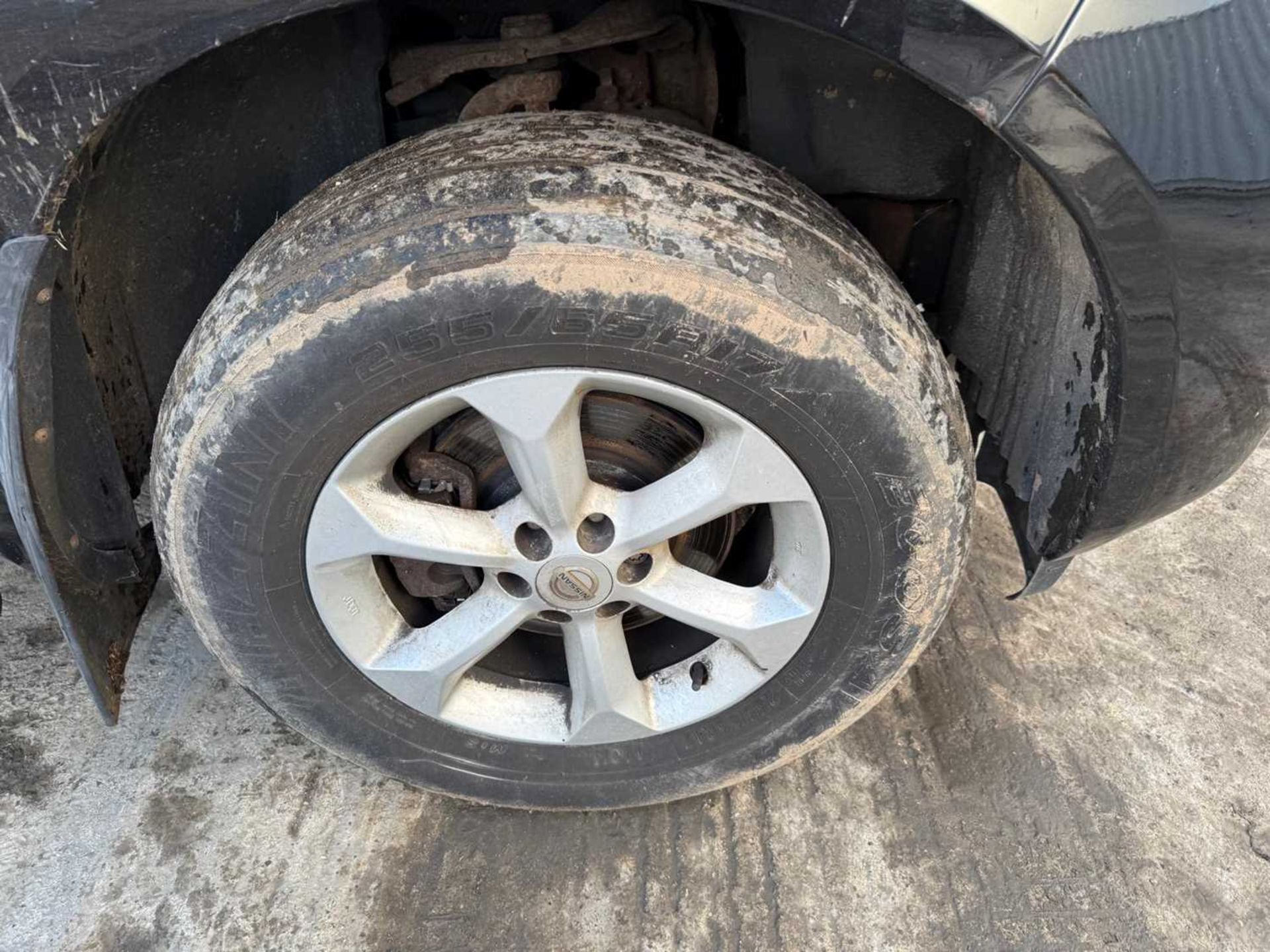 2010 Nissan Navara Tekna DCi Crew Cab Pick Up 2.5 D, Automatic Gear Box, Leather Interior, Electric  - Image 8 of 22