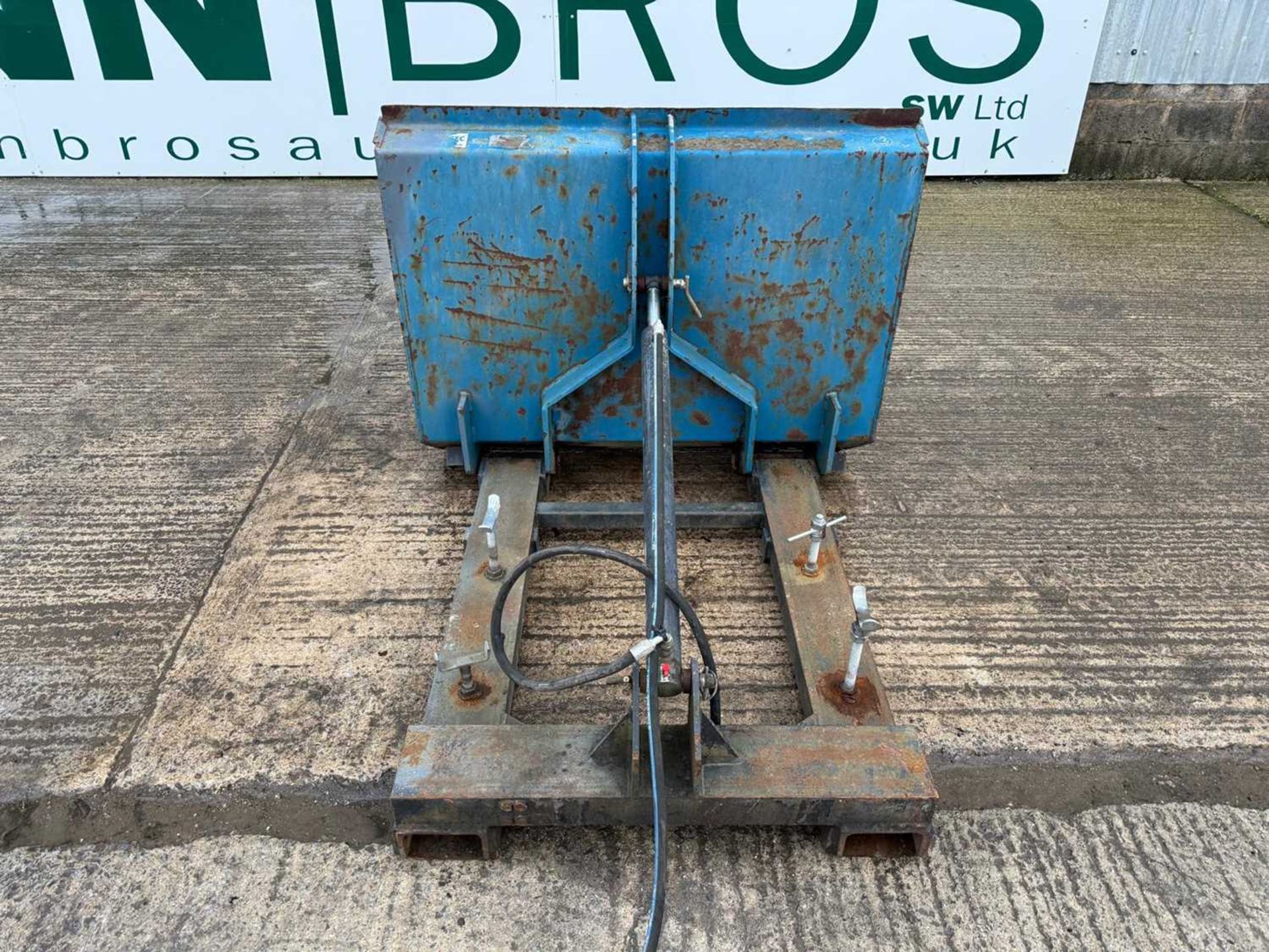 2019 Used Hydraulic Bucket For Fork Lift - Image 2 of 5