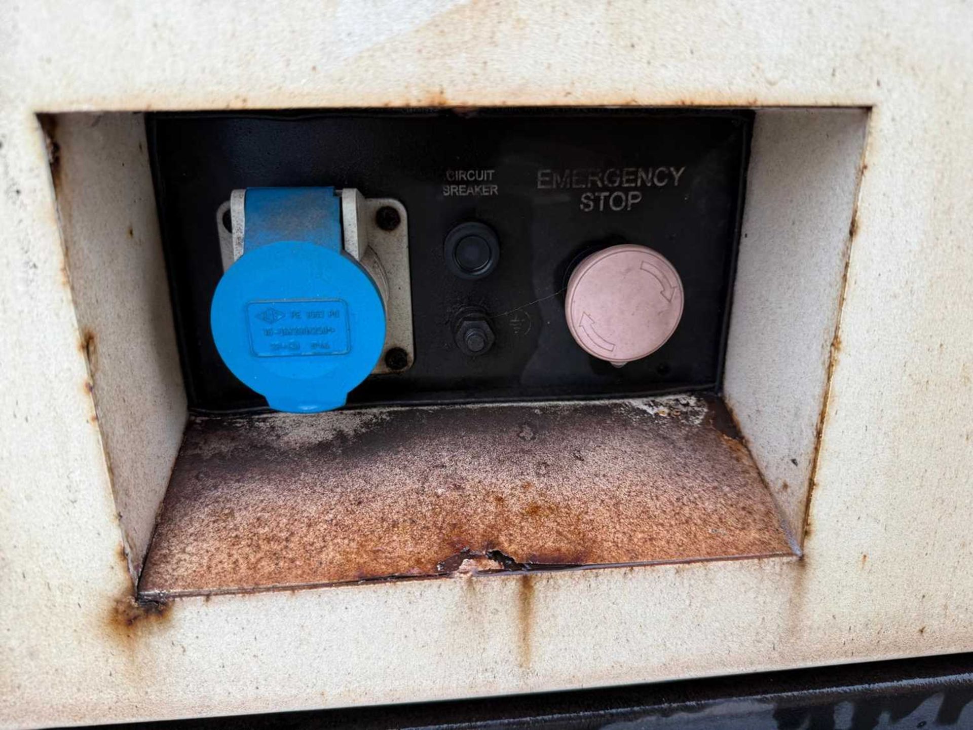 2014 Towerlight BLED 1557 is a LED Portable Light Tower, With A 230V Electric Connection. - Image 9 of 14