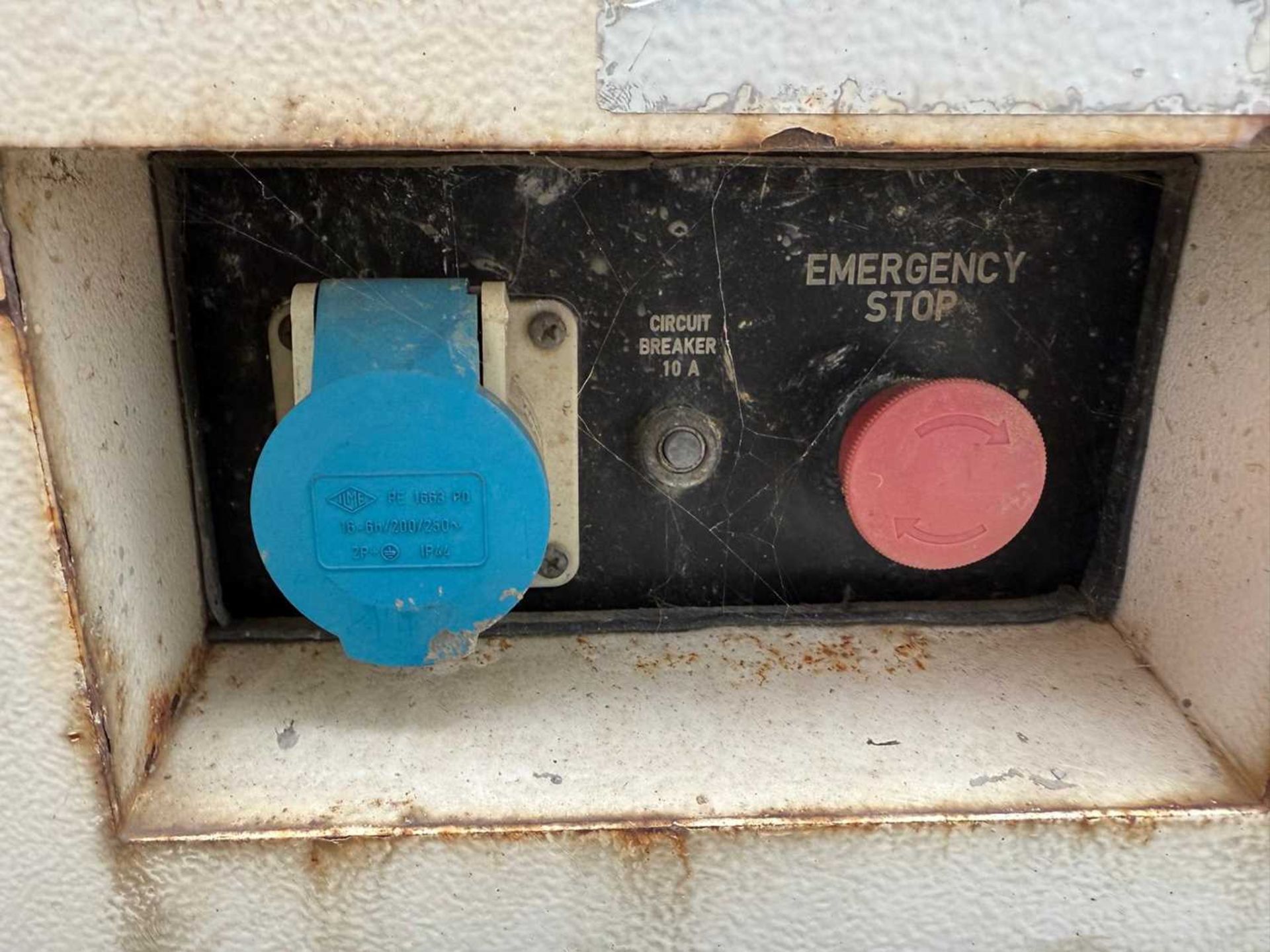 2011 Towerlight VB-9 is a LED Portable Light Tower, With A 230 V Electric Connection. - Image 9 of 14