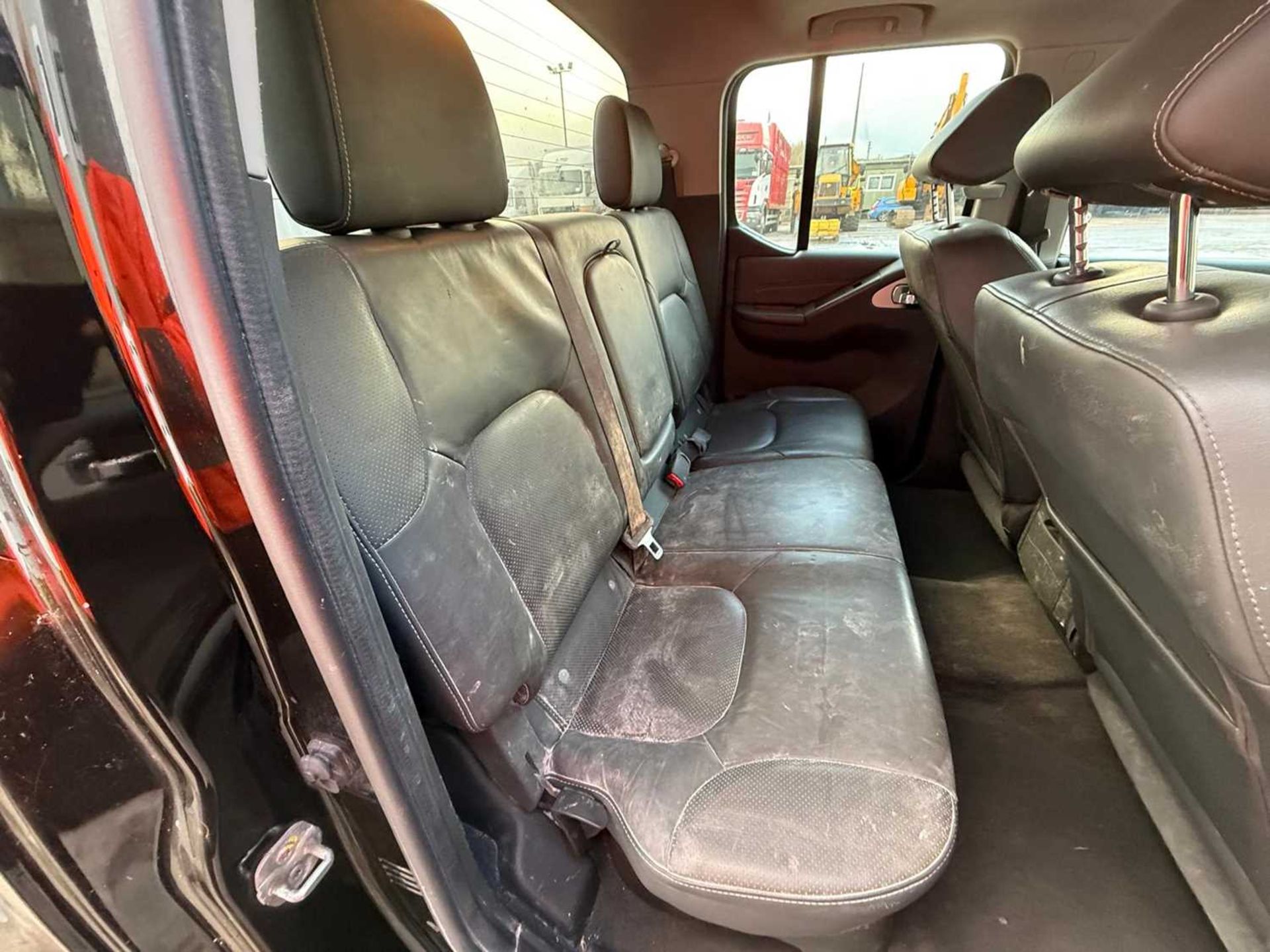 2010 Nissan Navara Tekna DCi Crew Cab Pick Up 2.5 D, Automatic Gear Box, Leather Interior, Electric  - Image 17 of 22