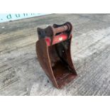 UNRESERVED - Digging Bucket 18" On 60mm Pins To Suit 8-10 Ton Excavator