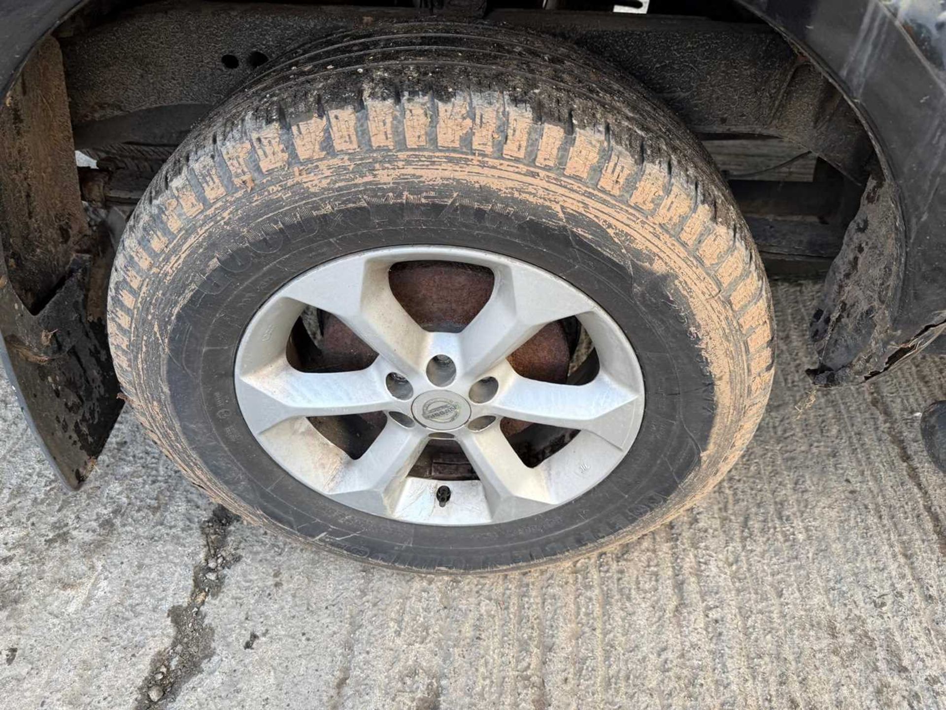 2010 Nissan Navara Tekna DCi Crew Cab Pick Up 2.5 D, Automatic Gear Box, Leather Interior, Electric  - Image 9 of 22