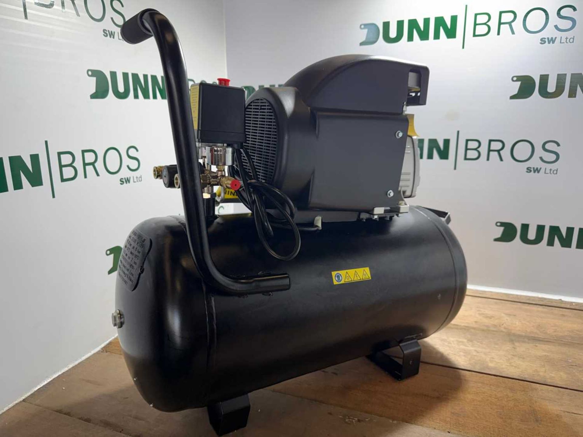 unused-granit-workshop-compressor-50l-2-outlets-unused-granit