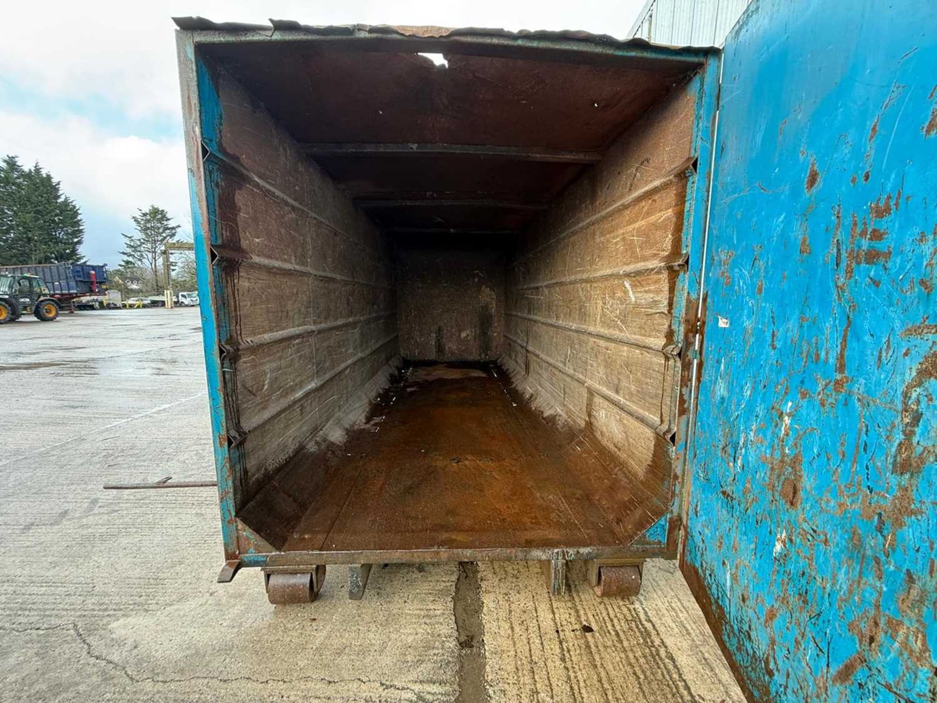 35 Yard Enclosed RORO Skip To Suit Hook Loader