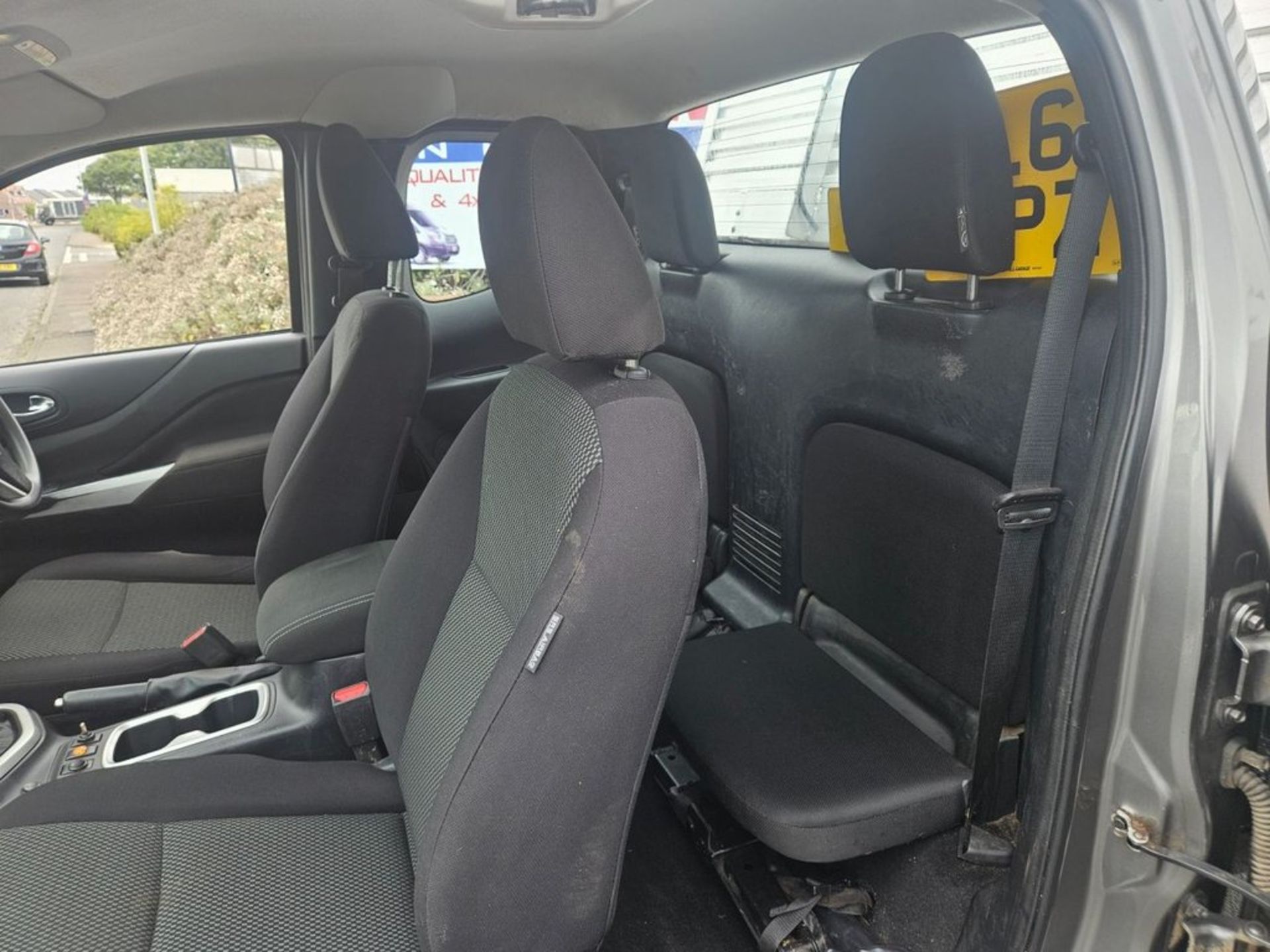 **(ONLY 101K MILEAGE)** 2019 (69 PLATE) NISSAN NAVARA ACENTA DCI 160BHP KING CAB PICK UP - Image 11 of 13