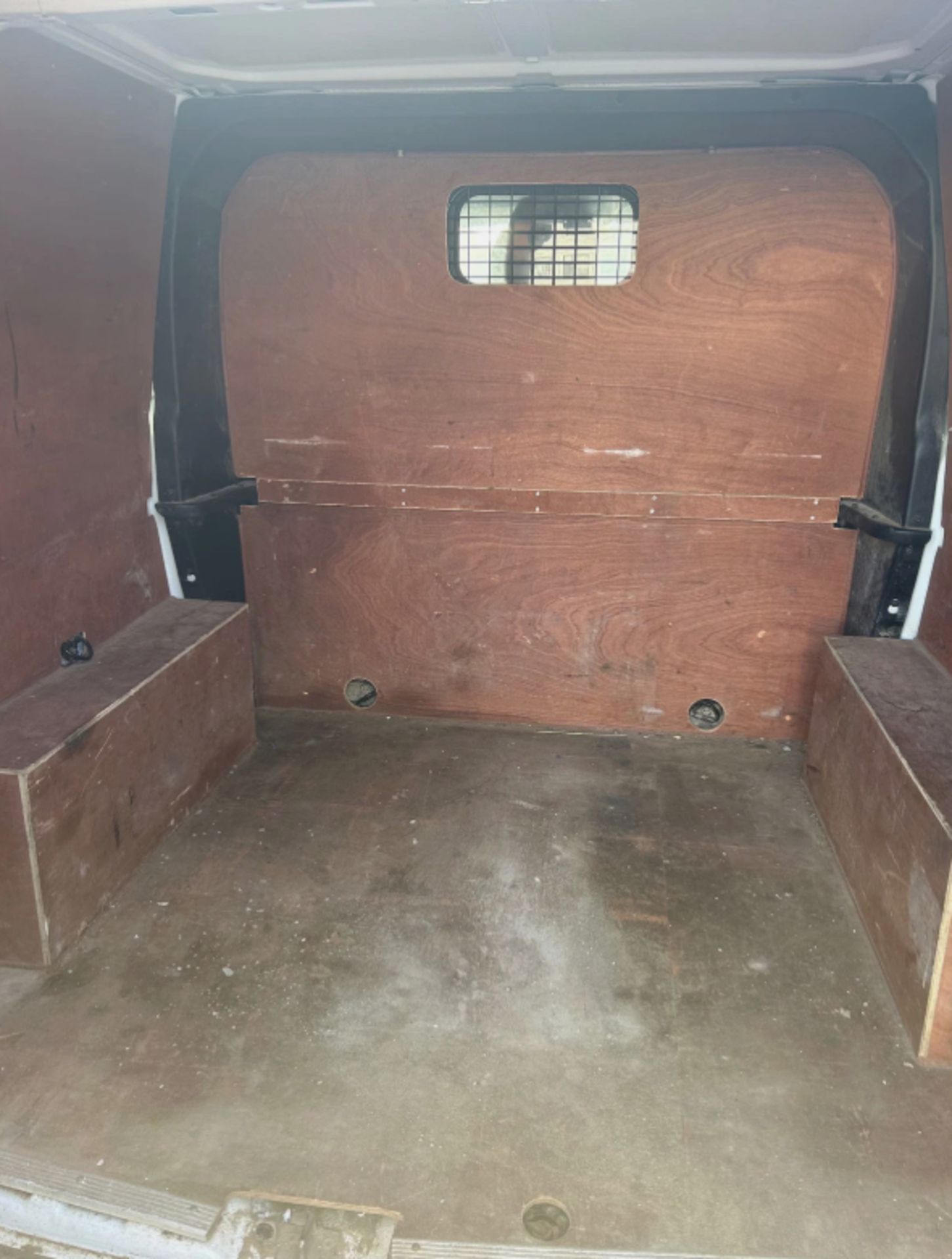 2018 FORD TRANSIT CUSTOM 2.0 TDCI 105PS LOW ROOF D/CAB VAN - Image 7 of 12