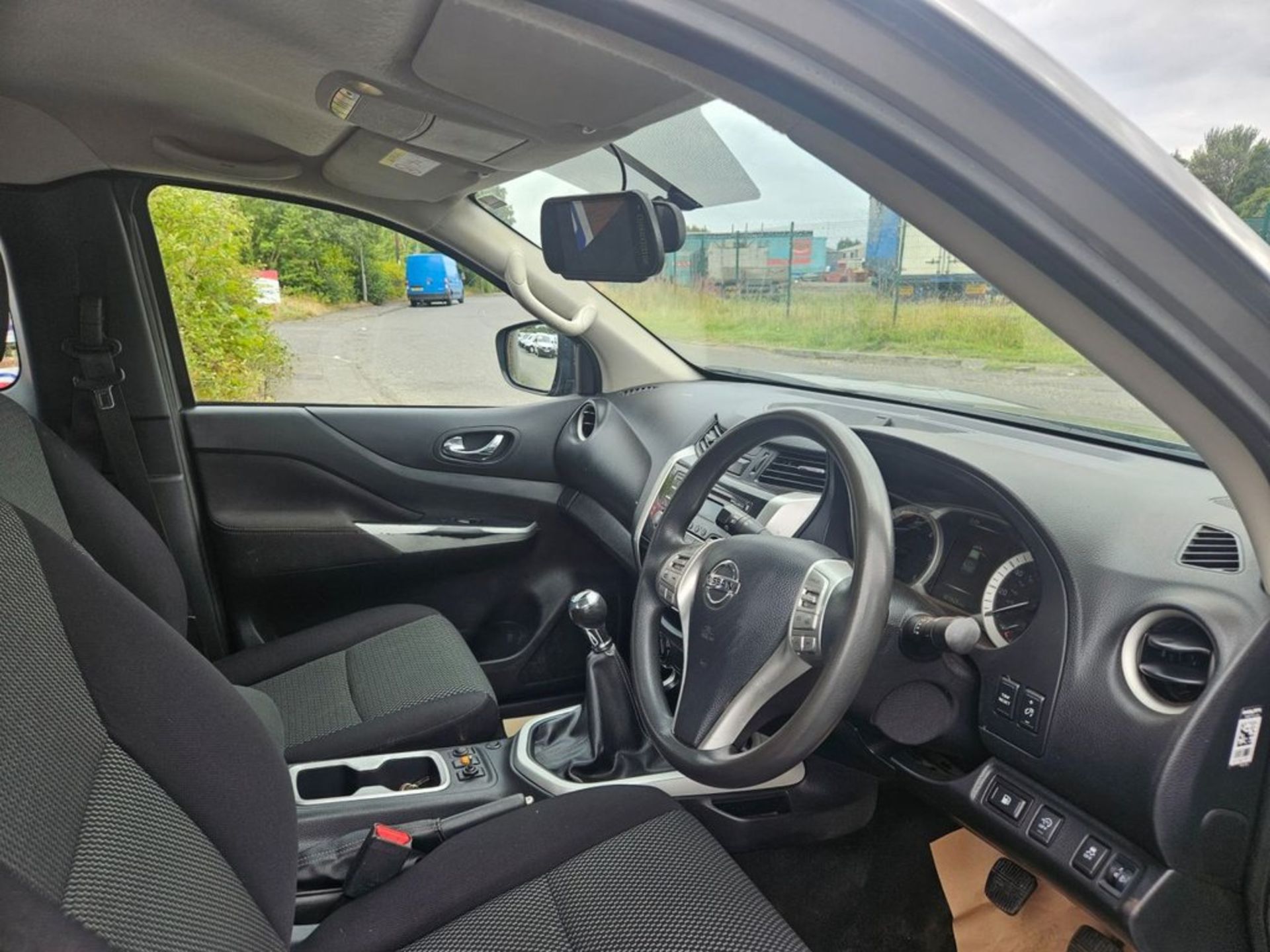 **(ONLY 101K MILEAGE)** 2019 (69 PLATE) NISSAN NAVARA ACENTA DCI 160BHP KING CAB PICK UP - Image 8 of 13