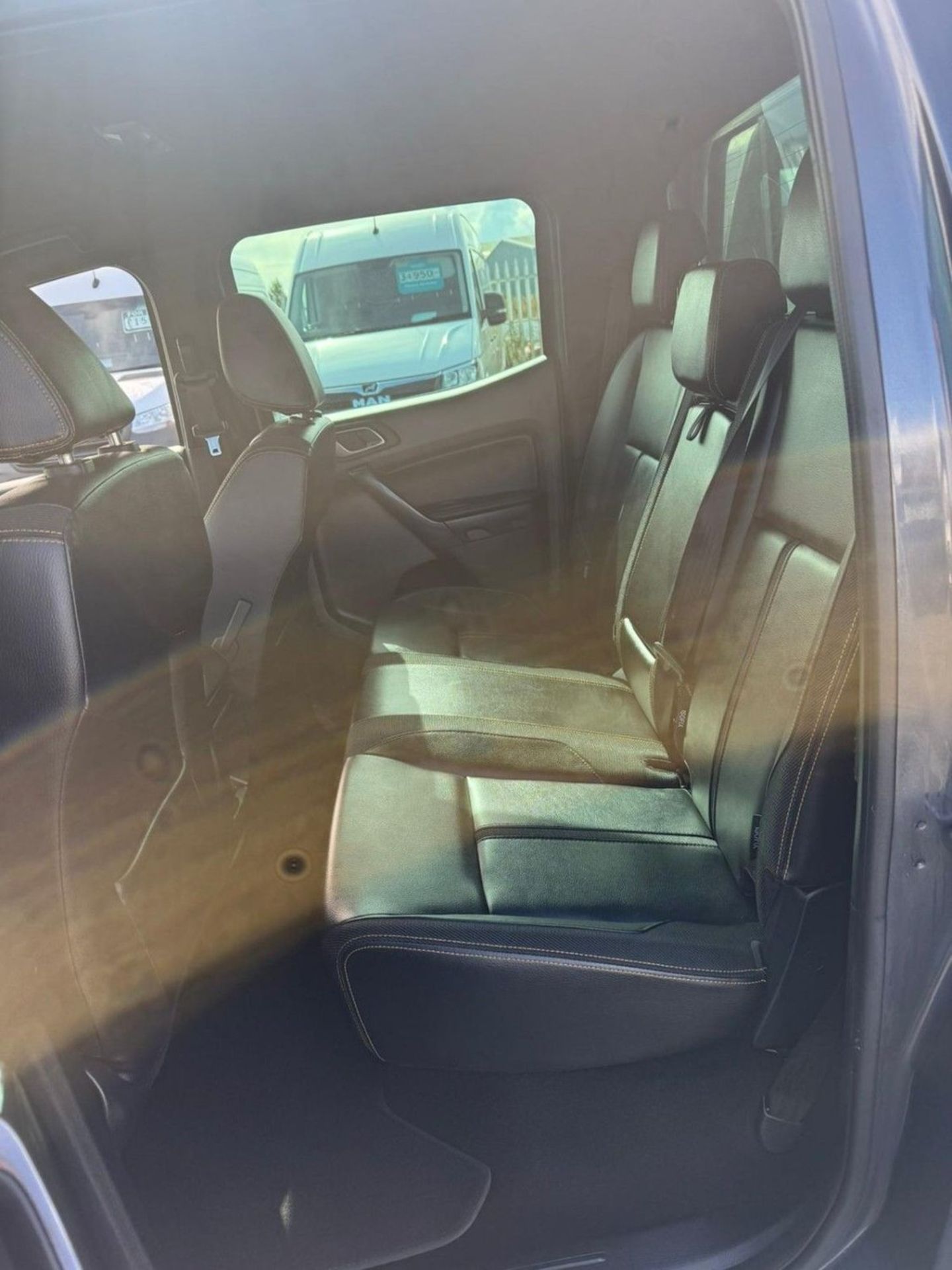 **(ONLY 77K MILEAGE)** 2022 ON 22 PLATE FORD RANGER WILDTRAK 4X4 210BHP AUTO DOUBLE CAB PICK UP - Image 12 of 14