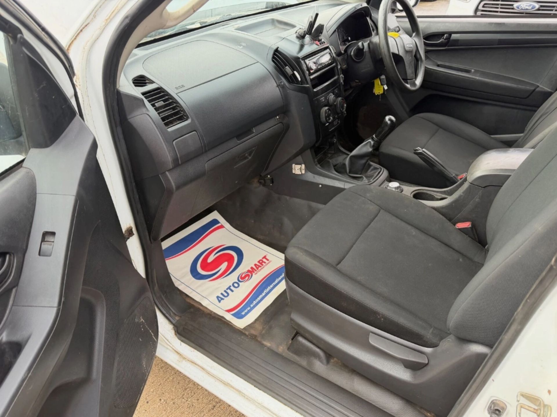 2017 ISUZU D-MAX SUPER CAB 4X4 EURO 6 - Image 17 of 19