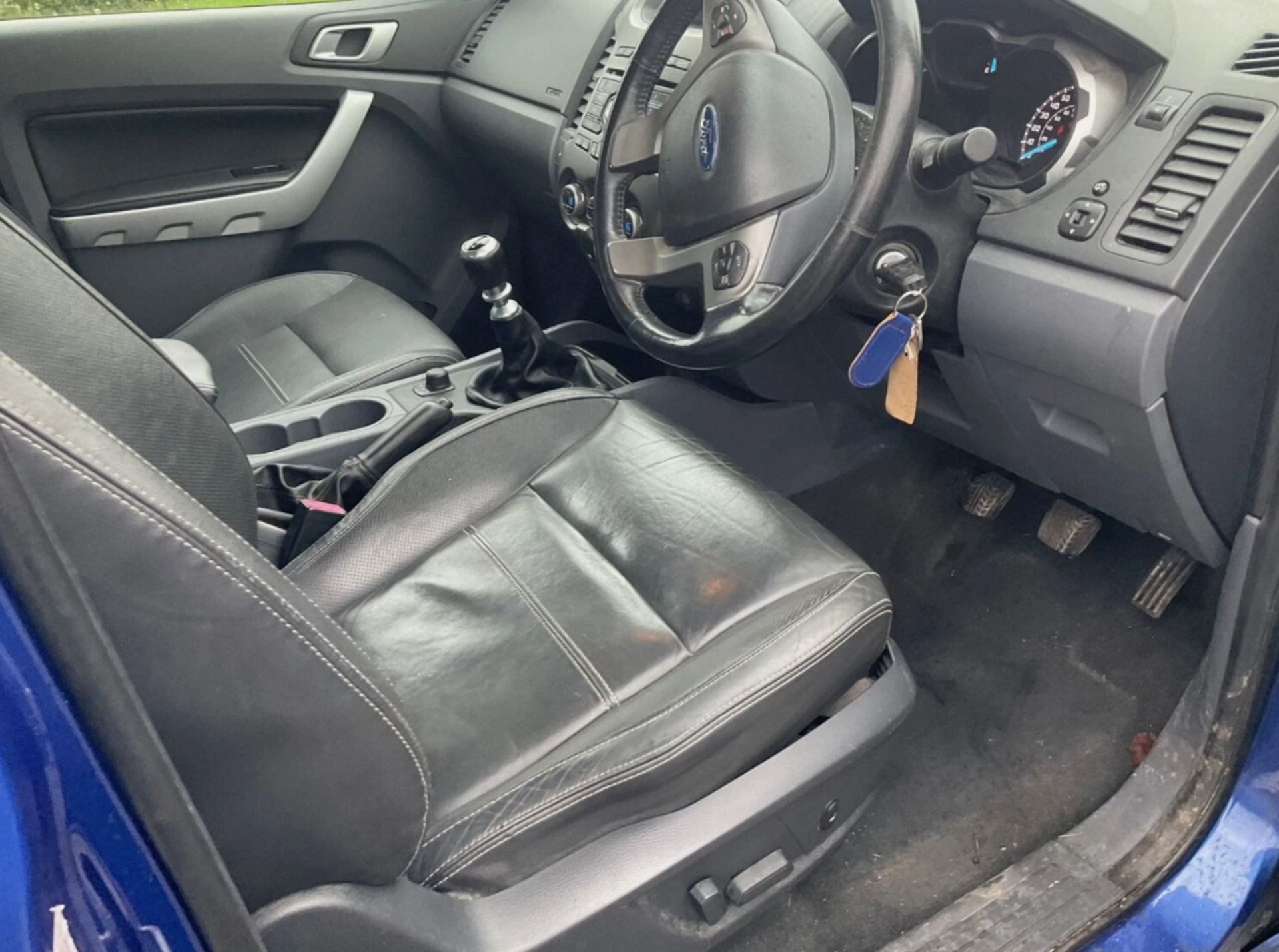 **(ONLY 80K MILEAGE)** 2013 FORD RANGER LIMITED 4X4 TDC - Image 5 of 17