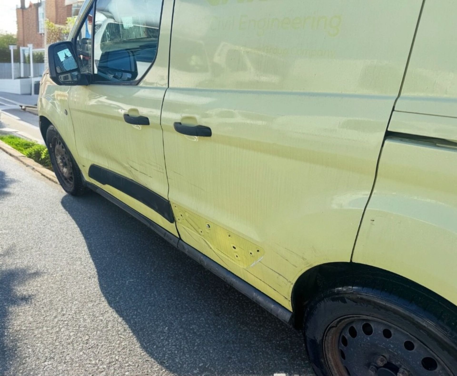 2016 FORD TRANSIT CONNECT 1.6 TDCI DOUBLE CAB - DIESEL – MANUAL – WHITE – 5 SEATER - Image 3 of 14