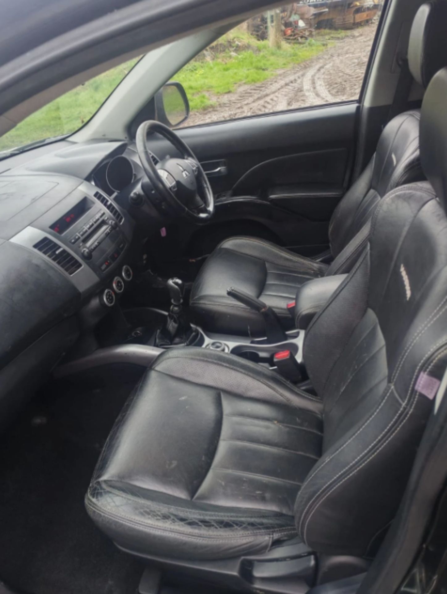 2008 MITSUBISHI OUTLANDER WARRIOR DI-D 2.0 DIESEL - Image 12 of 13