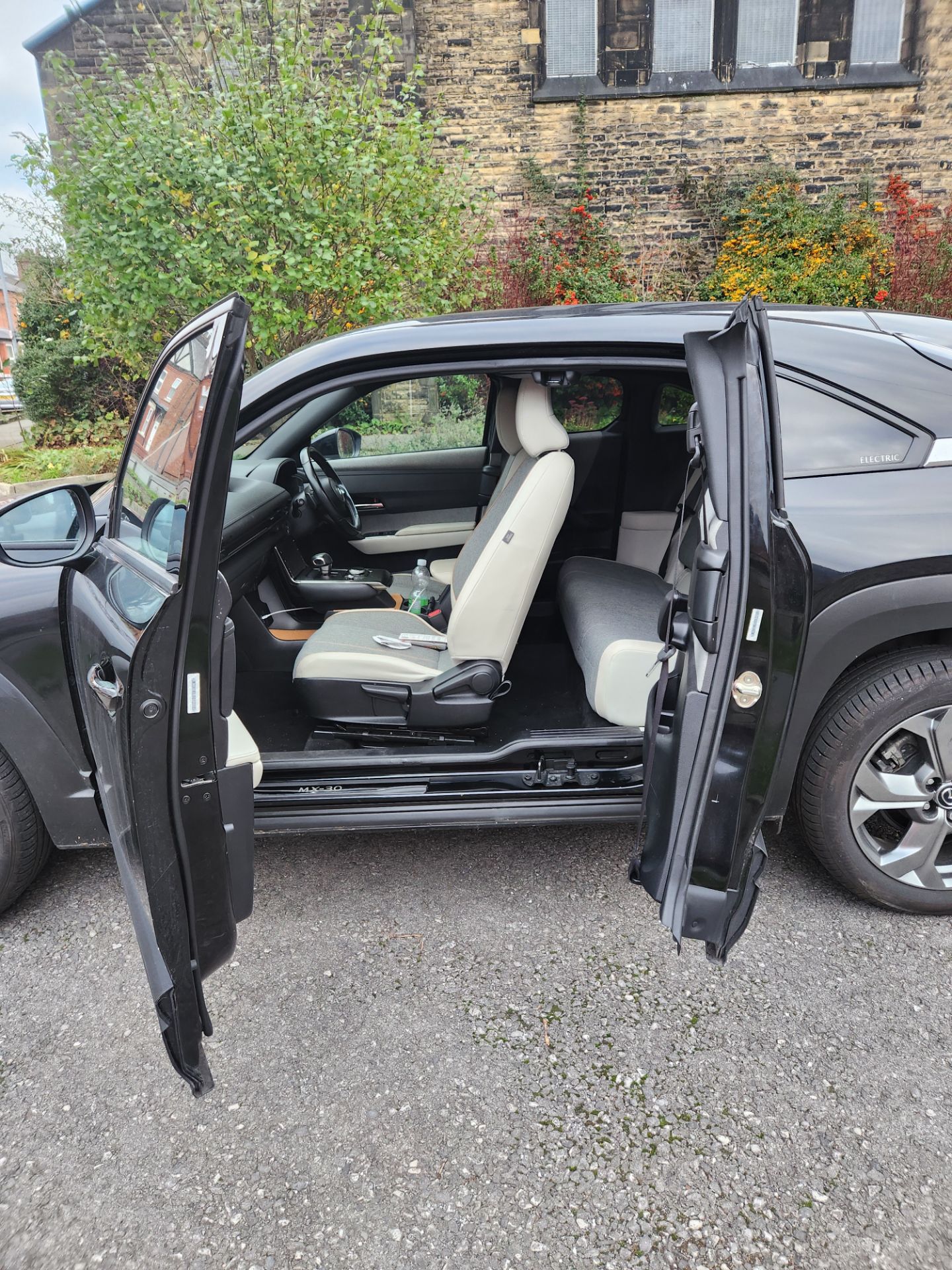 **(ONLY 24 K MILEAGE)** 2021 MAZDA MX-30 SPORT LUX EV – AUTOMATIC>>--NO VAT ON HAMMER--<< - Image 2 of 12