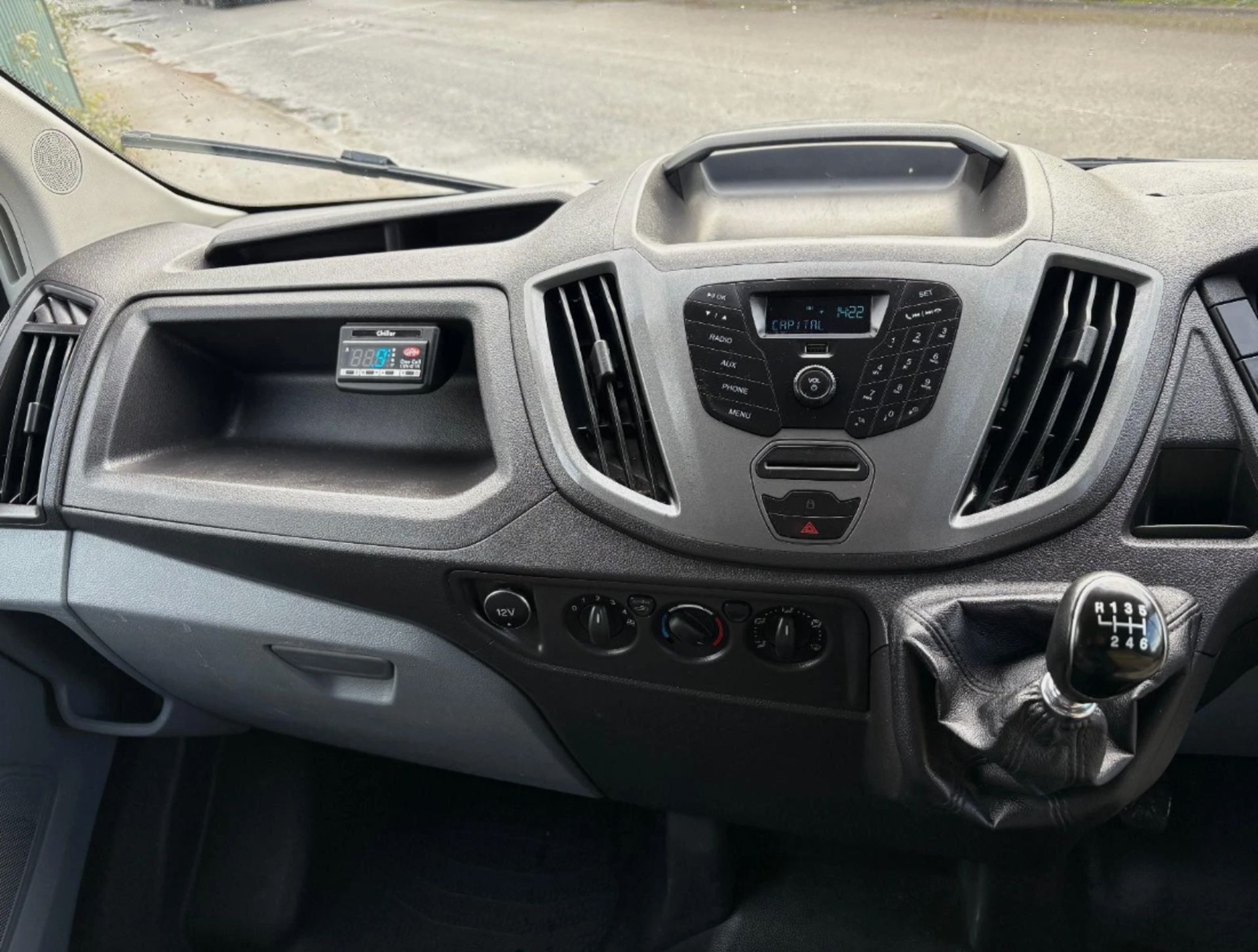 2018 FORD TRANSIT 2.0 TDCI 130 LWB FRIDGE VAN – EURO 6, ULEZ COMPLIANT - Image 13 of 15