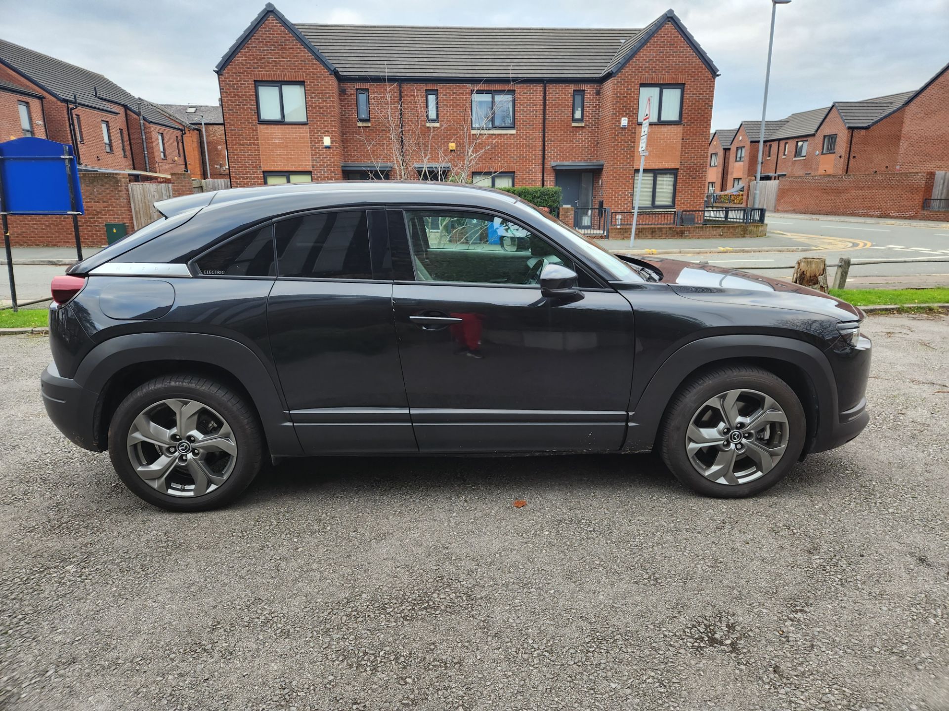 **(ONLY 24 K MILEAGE)** 2021 MAZDA MX-30 SPORT LUX EV – AUTOMATIC>>--NO VAT ON HAMMER--<< - Image 5 of 12