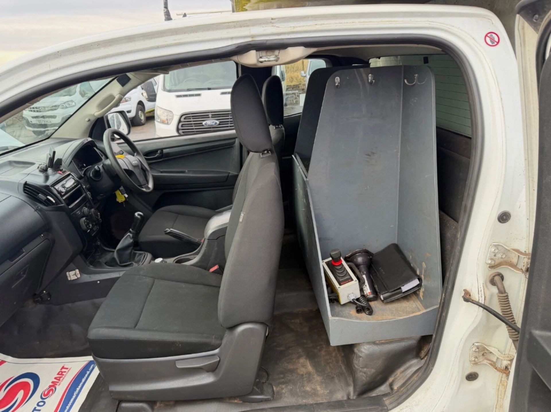 2017 ISUZU D-MAX SUPER CAB 4X4 EURO 6 - Image 15 of 19