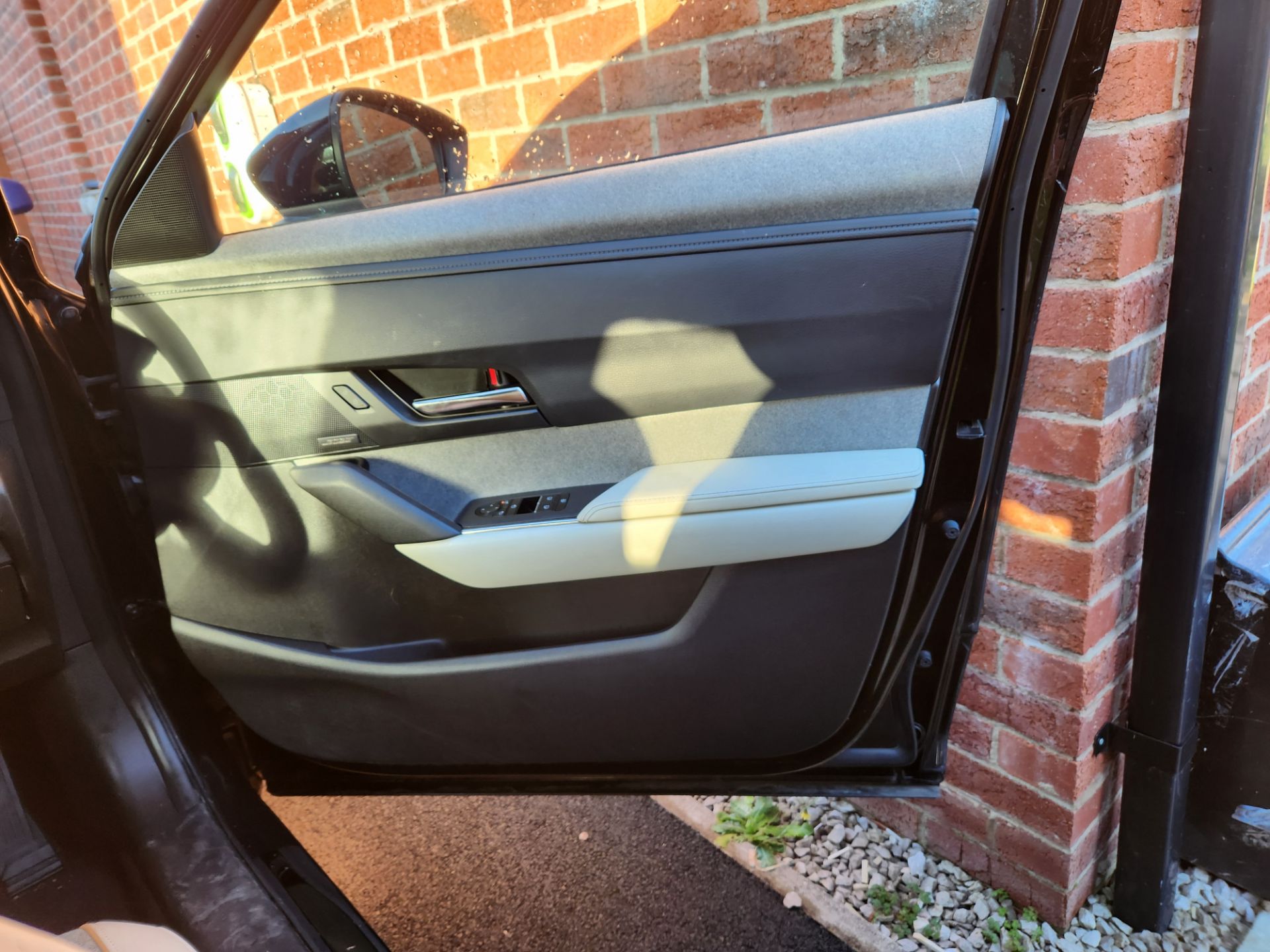 **(ONLY 24 K MILEAGE)** 2021 MAZDA MX-30 SPORT LUX EV – AUTOMATIC>>--NO VAT ON HAMMER--<< - Image 10 of 12