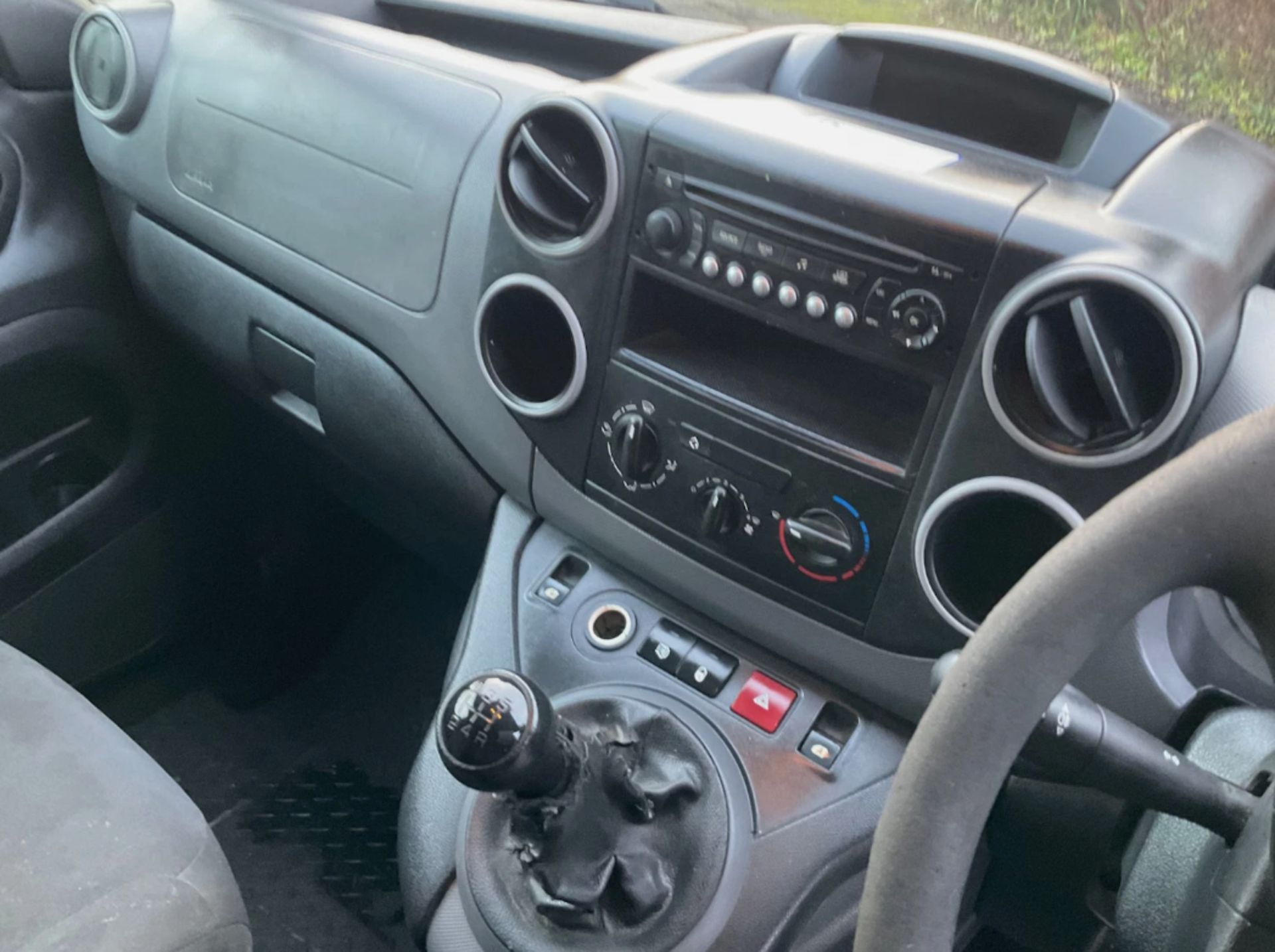 **(ONLY 75K MILEAGE)** 2012 PEUGEOT PARTNER 625 S L1 HDI PANEL VAN>>--NO VAT ON HAMMER--<< - Image 8 of 13