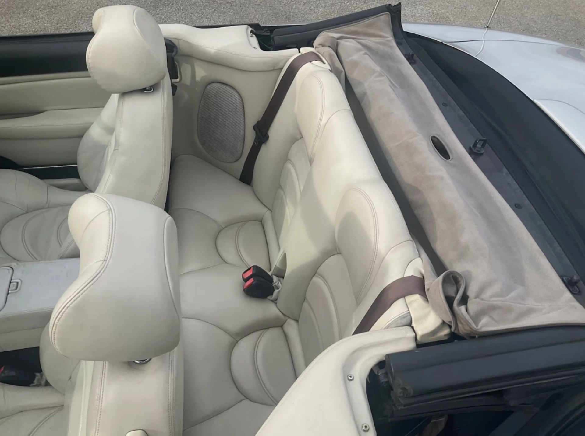 **(ONLY 106K MILEAGE)** 2003 JAGUAR XK8 4.2 CONVERTIBLE AUTOMATIC>>--NO VAT ON HAMMER--<< - Image 19 of 21