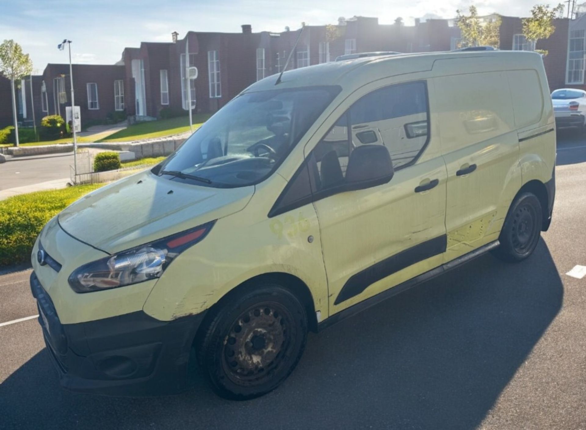 2016 FORD TRANSIT CONNECT 1.6 TDCI DOUBLE CAB - DIESEL – MANUAL – WHITE – 5 SEATER - Image 7 of 14
