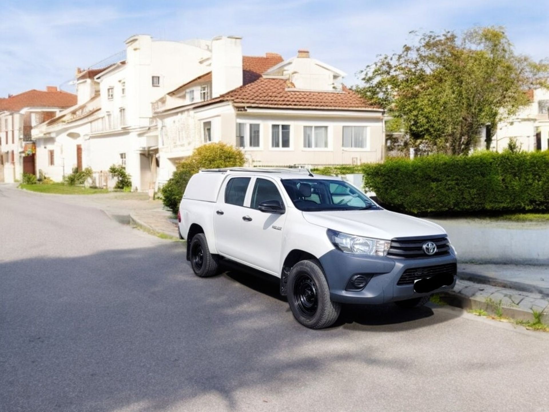 **(ONLY 89K MILEAGE)** 2019 (69 PLATE) TOYOTA HILUX ACTIVE D-4D 4WD DOUBLE CAB PICK-UP - Image 2 of 14
