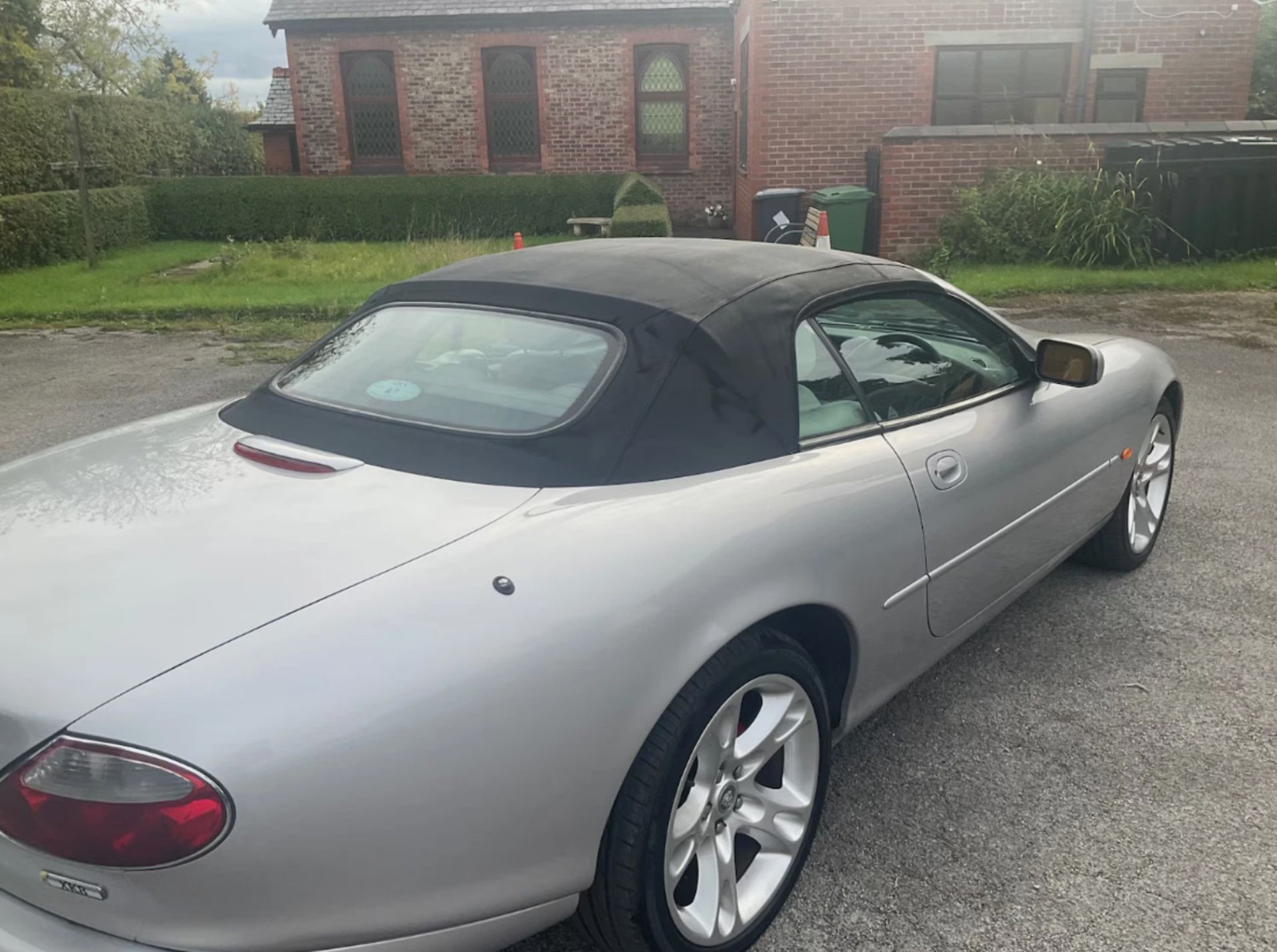 **(ONLY 106K MILEAGE)** 2003 JAGUAR XK8 4.2 CONVERTIBLE AUTOMATIC>>--NO VAT ON HAMMER--<< - Image 6 of 21