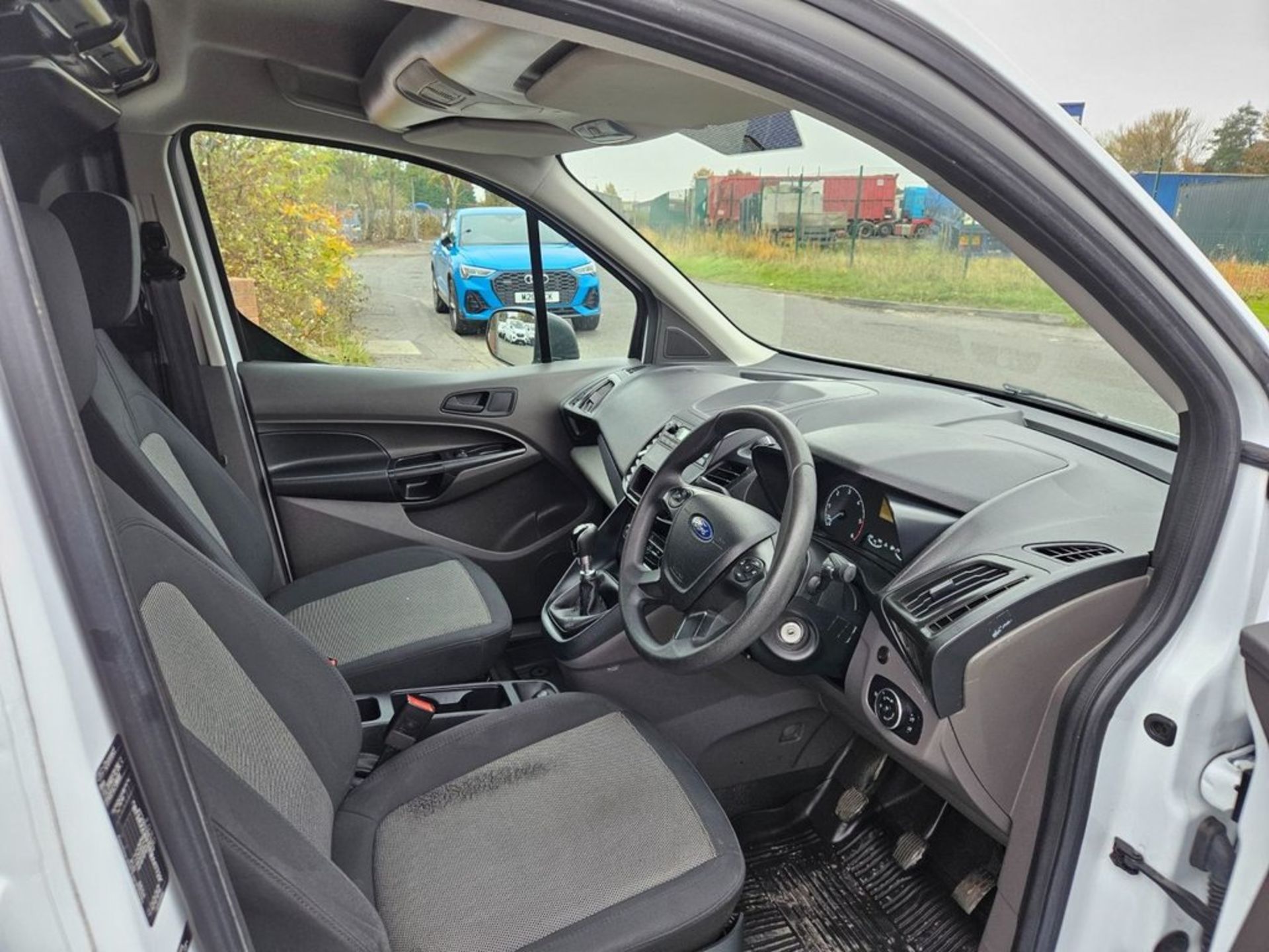 **(ONLY 79K MILEAGE)** 2021 (71 PLATE) FORD TRANSIT CONNECT 1.5 TDCI VAN>>--NO VAT ON HAMMER--<< - Image 9 of 12