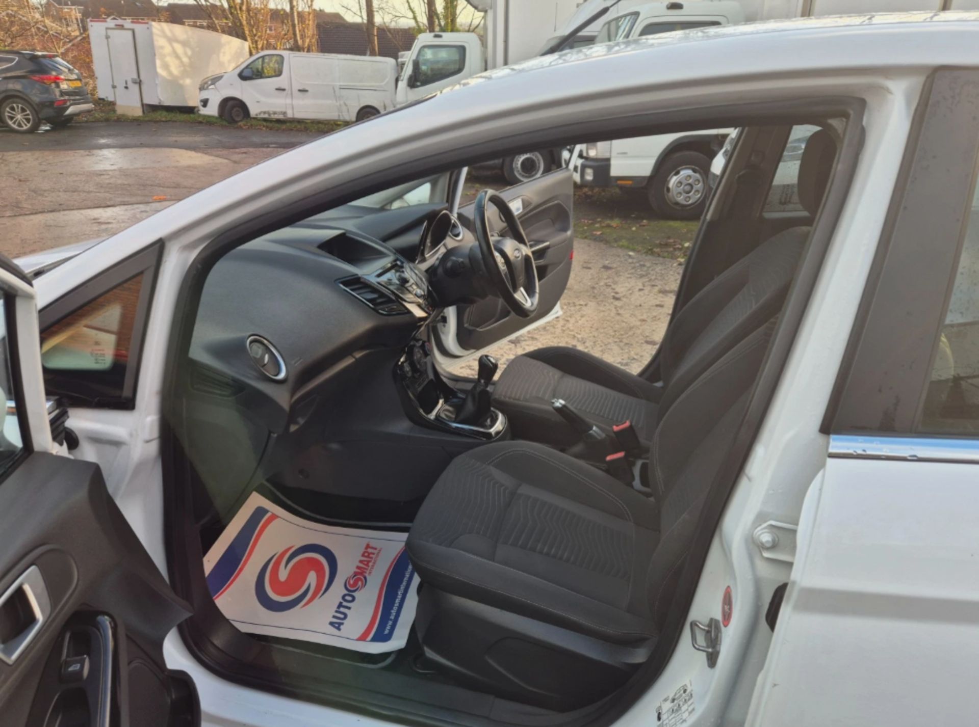 FORD FIESTA 1.5 TDCI ZETEC – 2013>>--NO VAT ON HAMMER--<< - Image 14 of 16