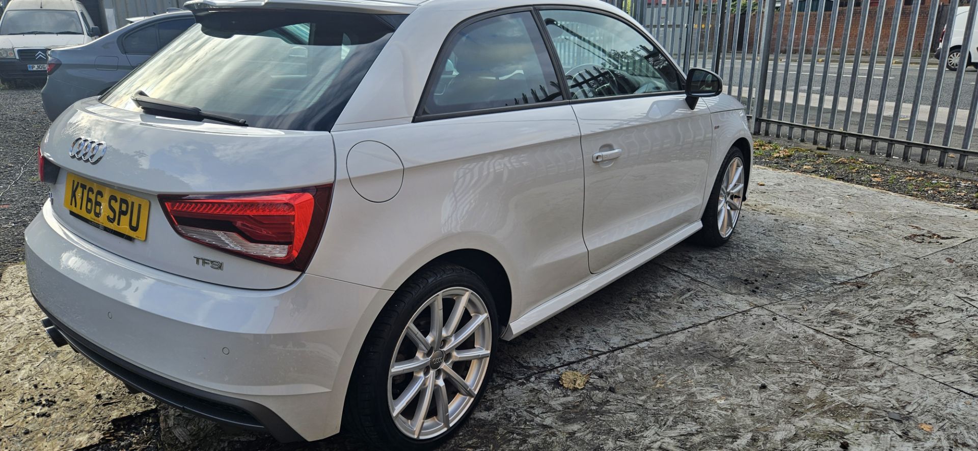 2016 AUDI A1 S LINE – STYLISH, RELIABLE, AND PACKED WITH PREMIUM FEATURES - Image 5 of 8