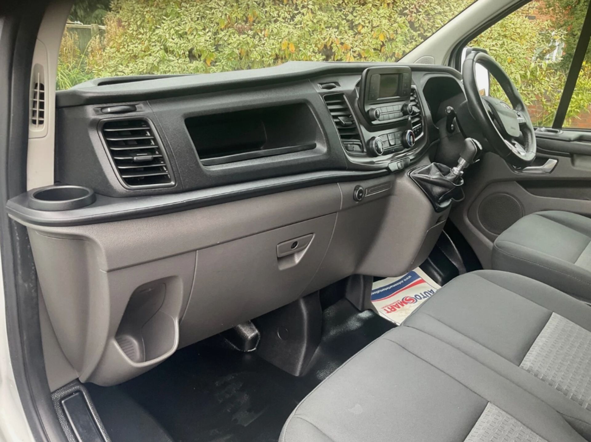 **(ONLY 109K MILEAGE)** 2020 FORD TRANSIT CUSTOM 300 TREND ECOBLUE - Image 7 of 16