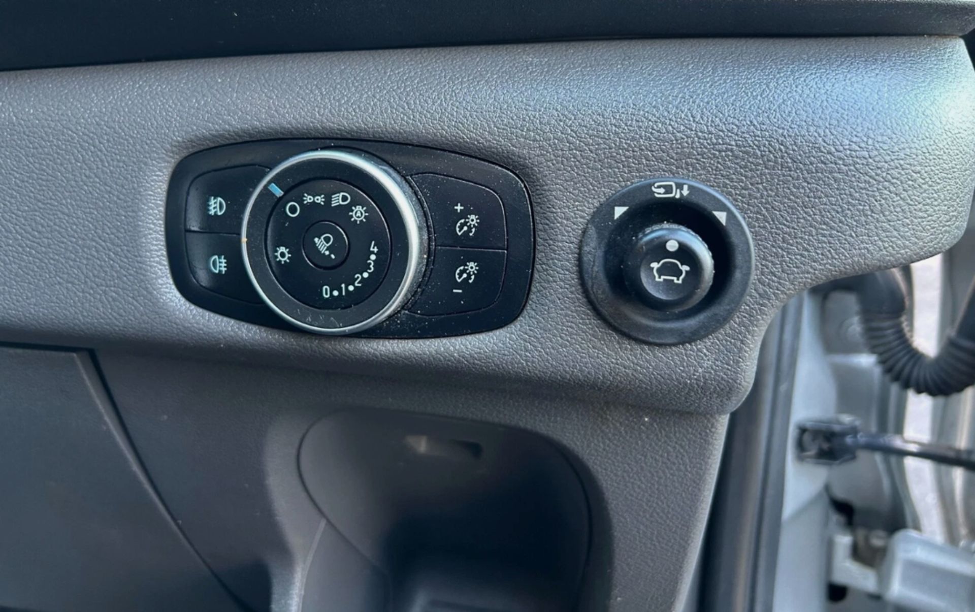 **(ONLY 81K MILEAGE)** 2022 FORD TRANSIT T350 130 BHP TREND EXLWB EXHIGH ROOF JUMBO L4 H3 - Image 14 of 21